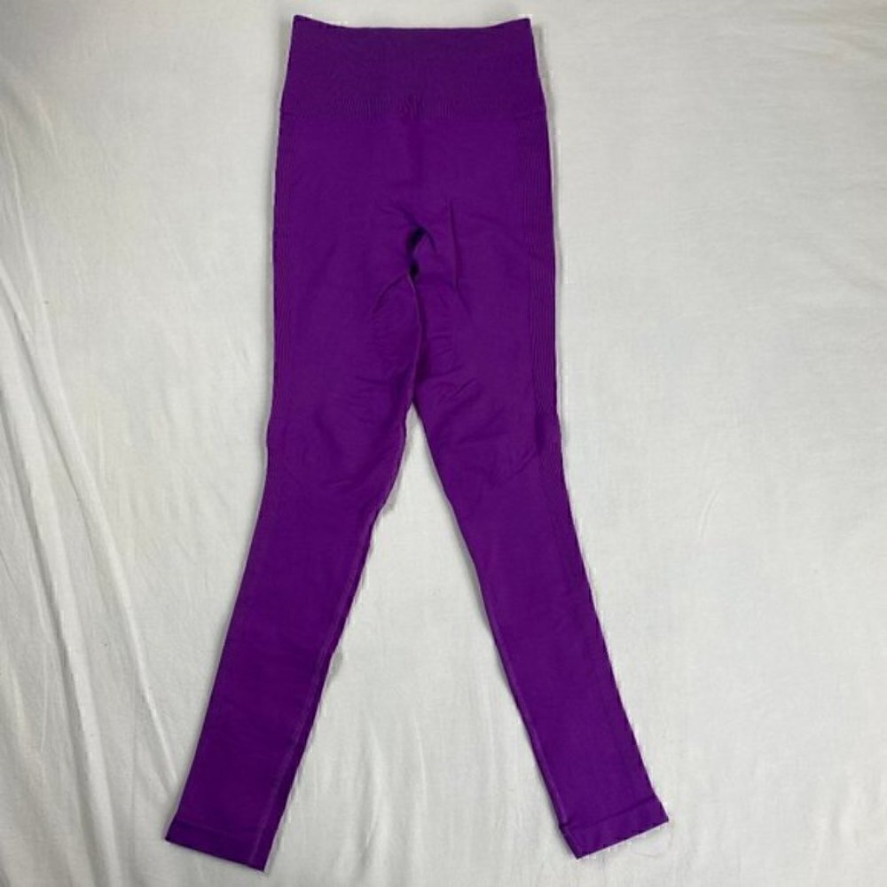 Lululemon Zone In Seamless Tight Tender Violet Size 2 - Picture 8 of 8